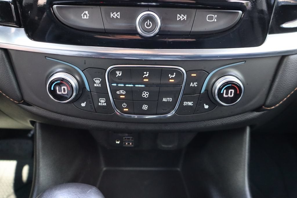 2021 Chevrolet Traverse RS