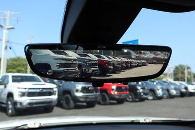 2023 Chevrolet Traverse Base