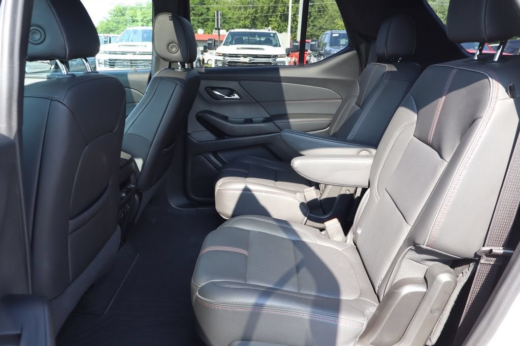 2023 Chevrolet Traverse Base