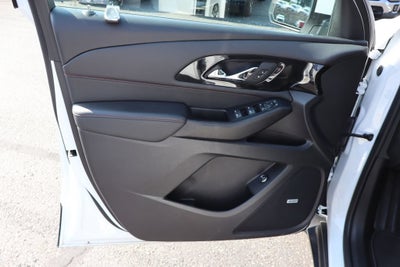 2023 Chevrolet Traverse Base