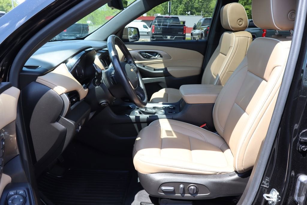 2022 Chevrolet Traverse Premier