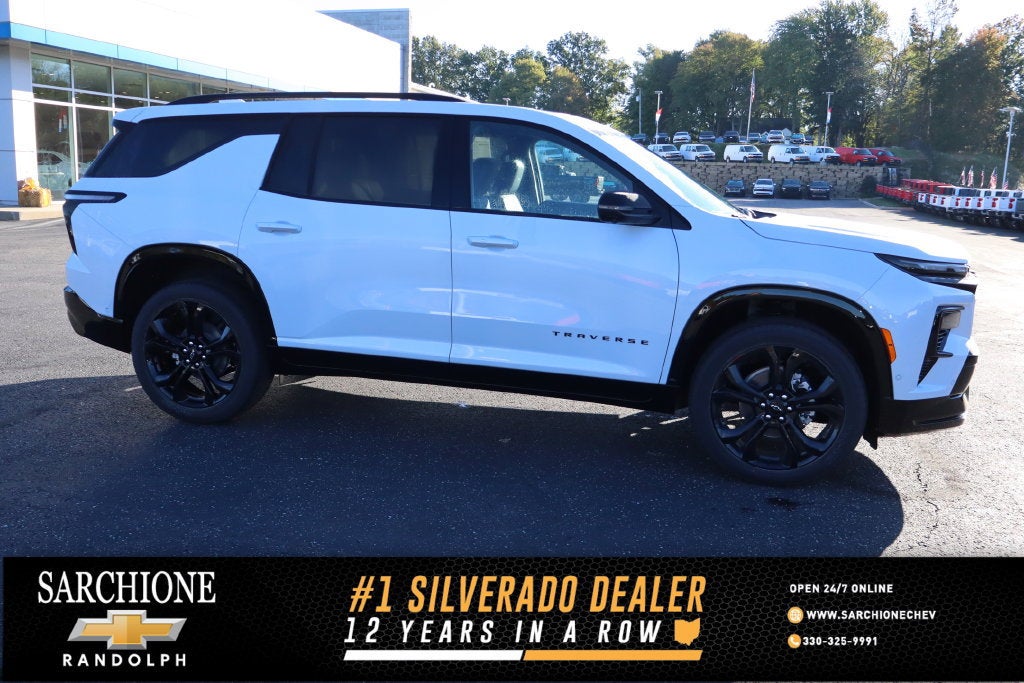 2027 Chevrolet Traverse RS