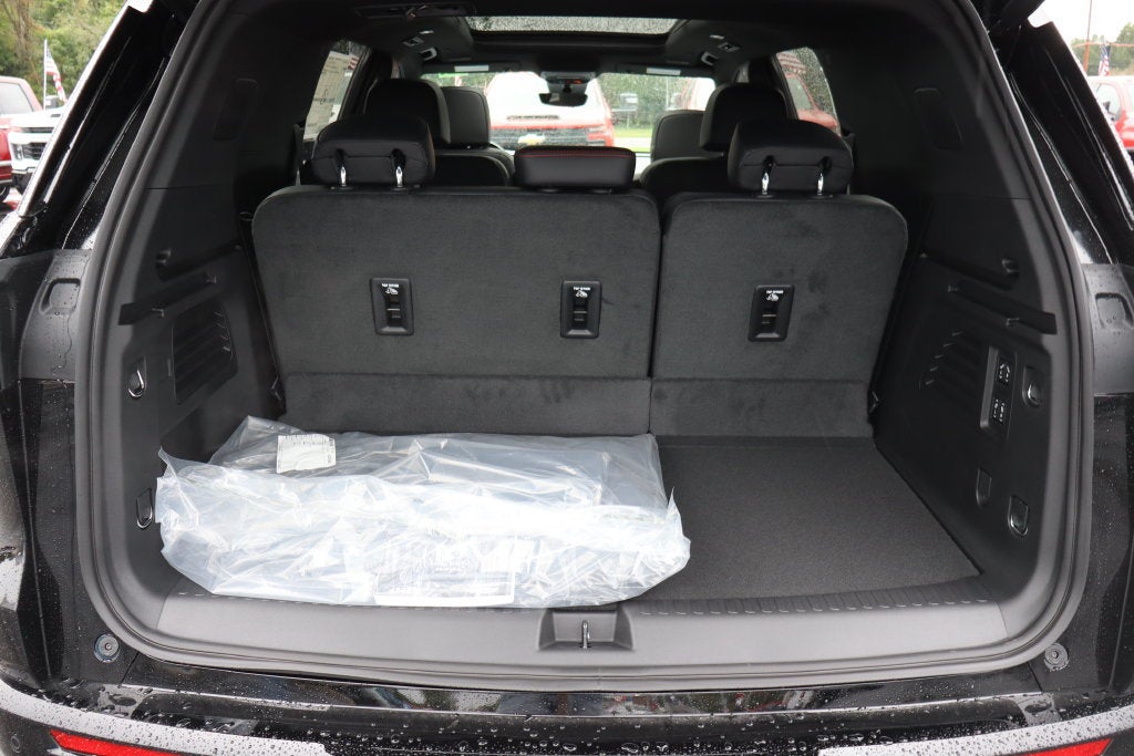 2027 Chevrolet Traverse RS