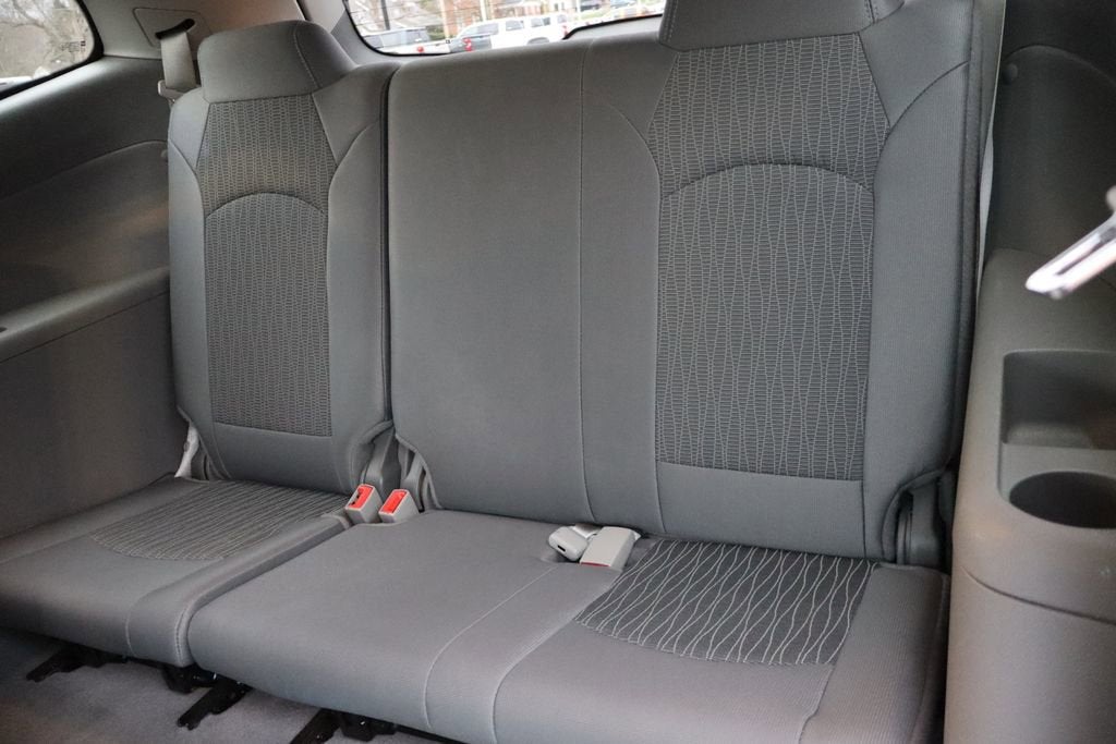 2017 Chevrolet Traverse LS