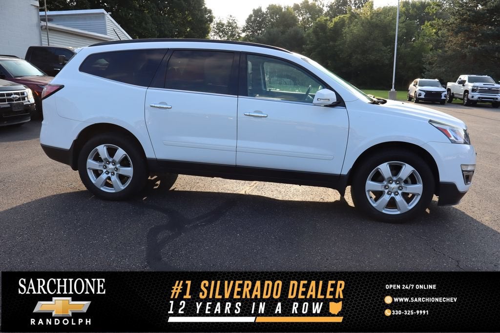 2017 Chevrolet Traverse LT