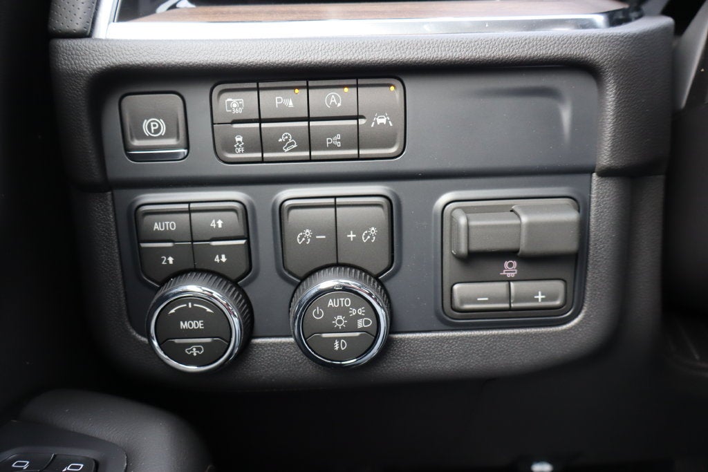 2027 Chevrolet Suburban High Country