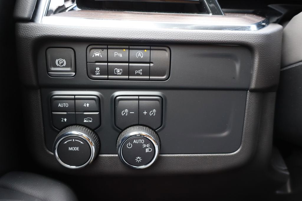 2025 Chevrolet Tahoe LS