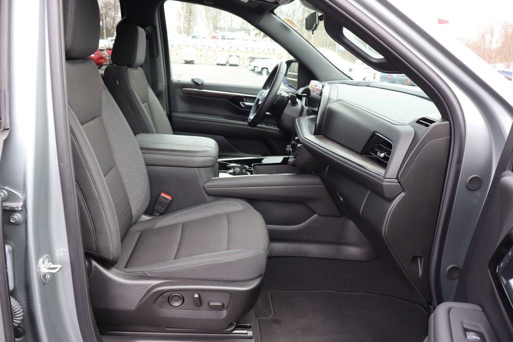 2025 Chevrolet Tahoe LS