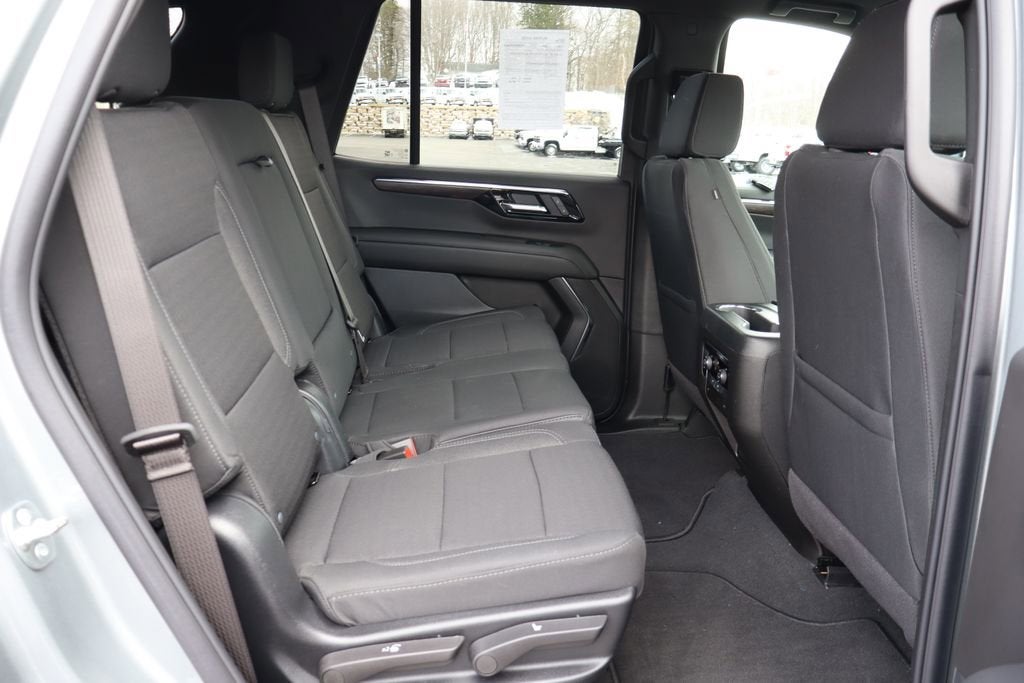 2025 Chevrolet Tahoe LS