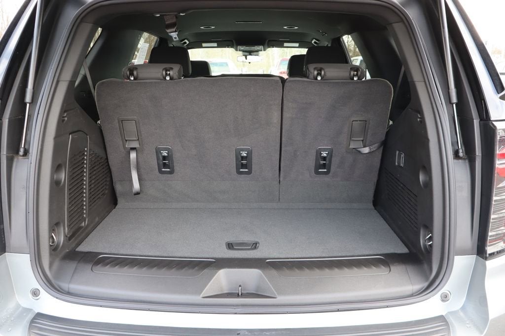 2025 Chevrolet Tahoe LS