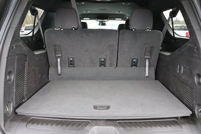 2023 Chevrolet Suburban LS