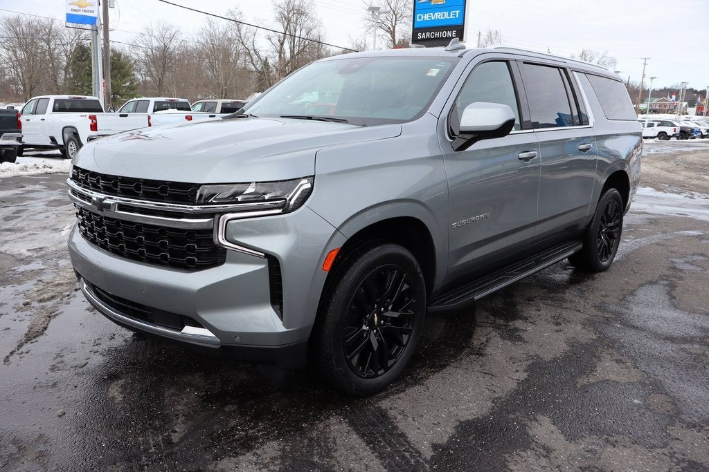 2023 Chevrolet Suburban LS