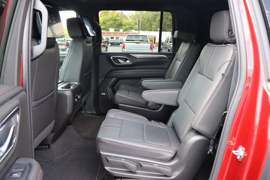 2024 Chevrolet Suburban RST