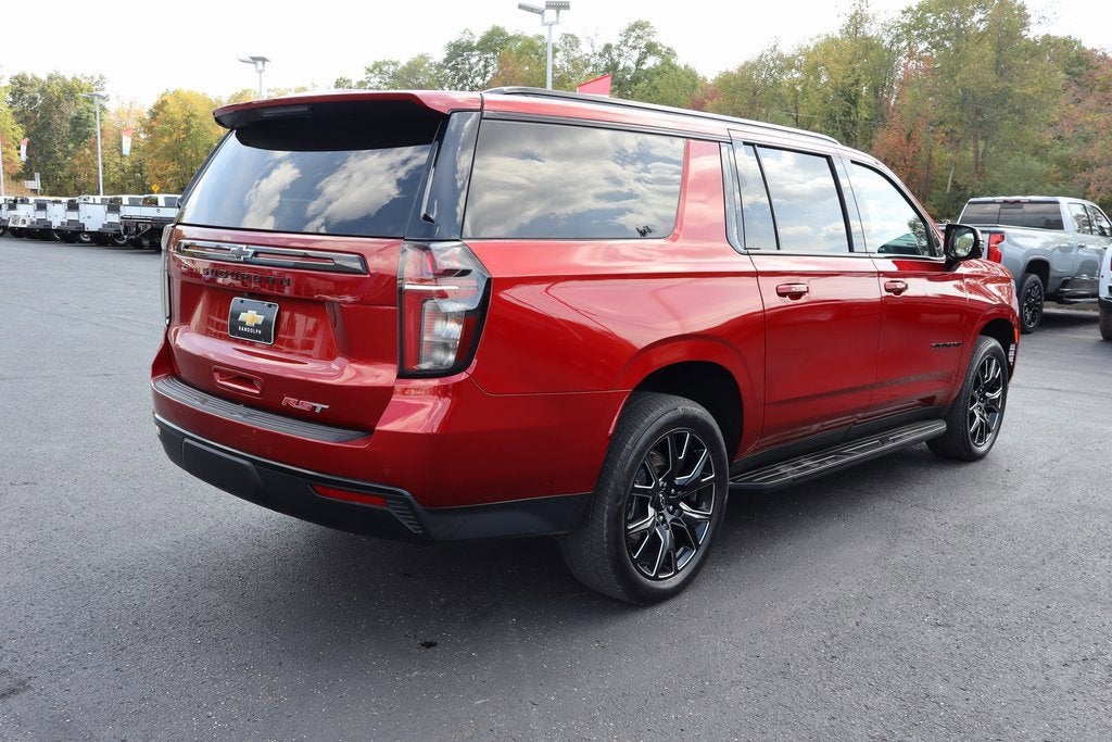 2024 Chevrolet Suburban RST