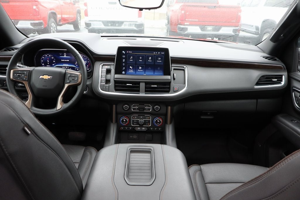 2023 Chevrolet Suburban High Country