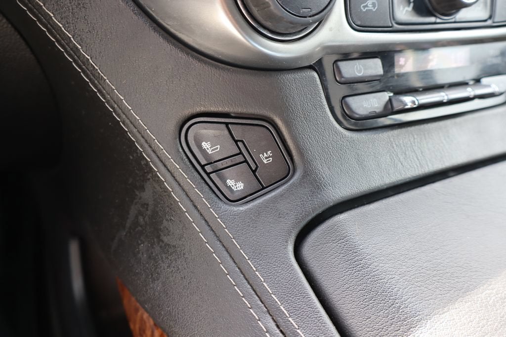 2015 Chevrolet Suburban Base