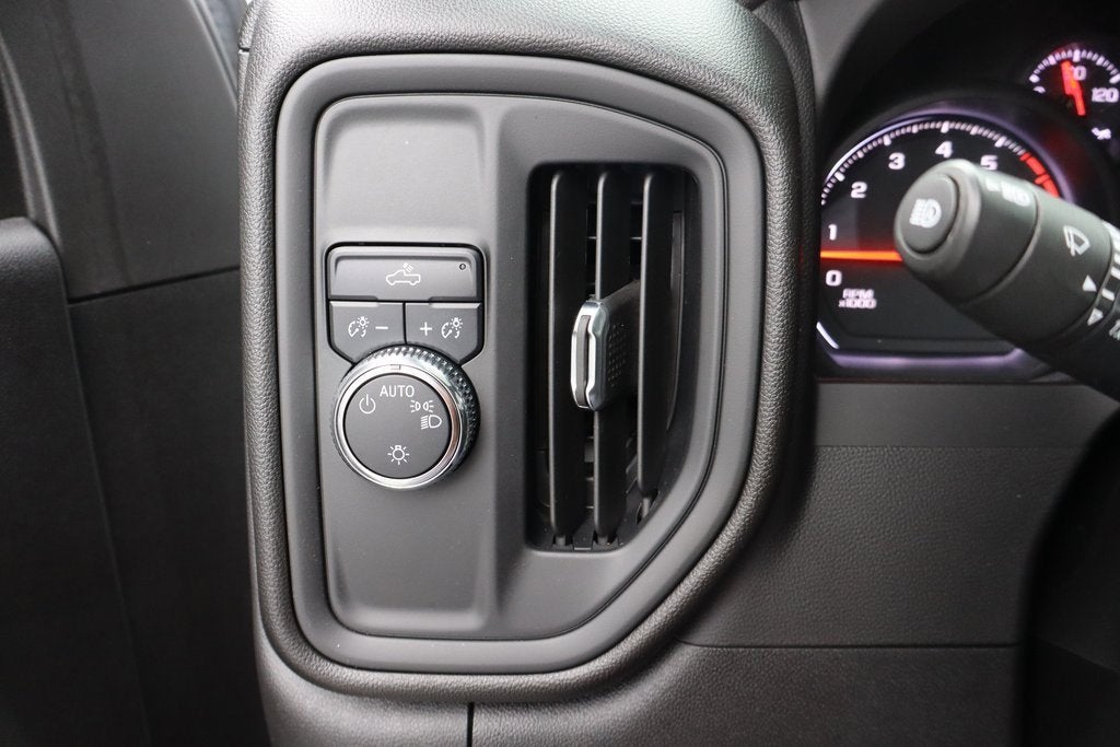 2024 GMC Sierra 2500 HD Pro