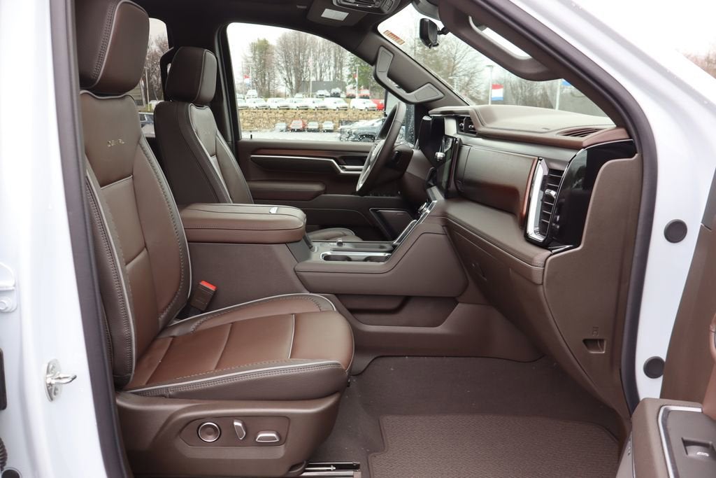 2026 GMC Sierra 3500 HD Denali DRW