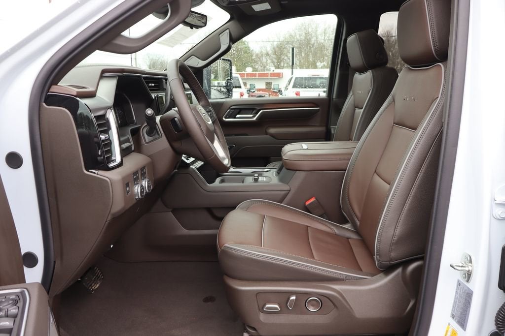 2026 GMC Sierra 3500 HD Denali DRW