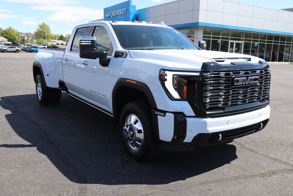 2026 GMC Sierra 3500 HD Denali Ultimate