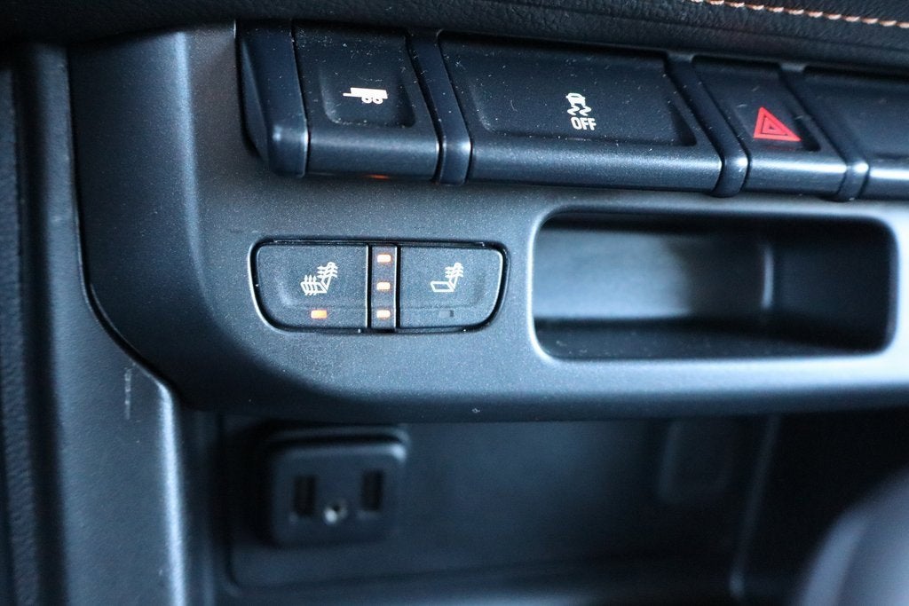 2022 GMC Canyon AT4 - Cloth