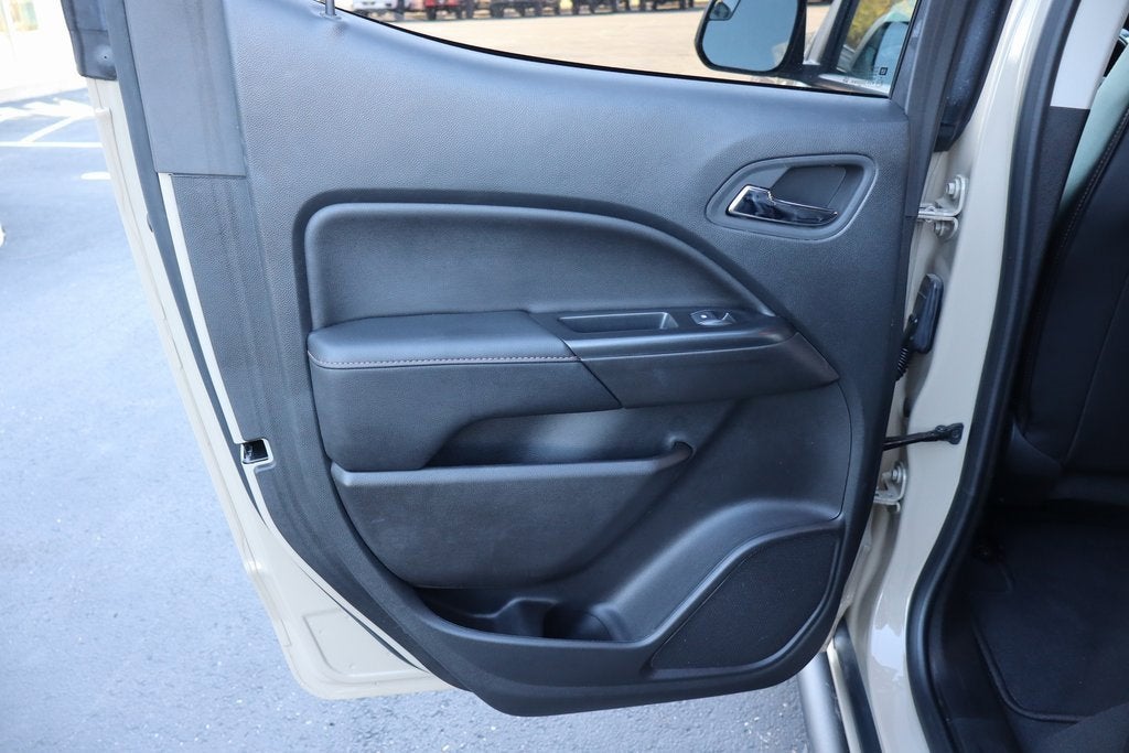 2022 GMC Canyon AT4 - Cloth