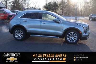 2023 Cadillac XT4 Premium Luxury