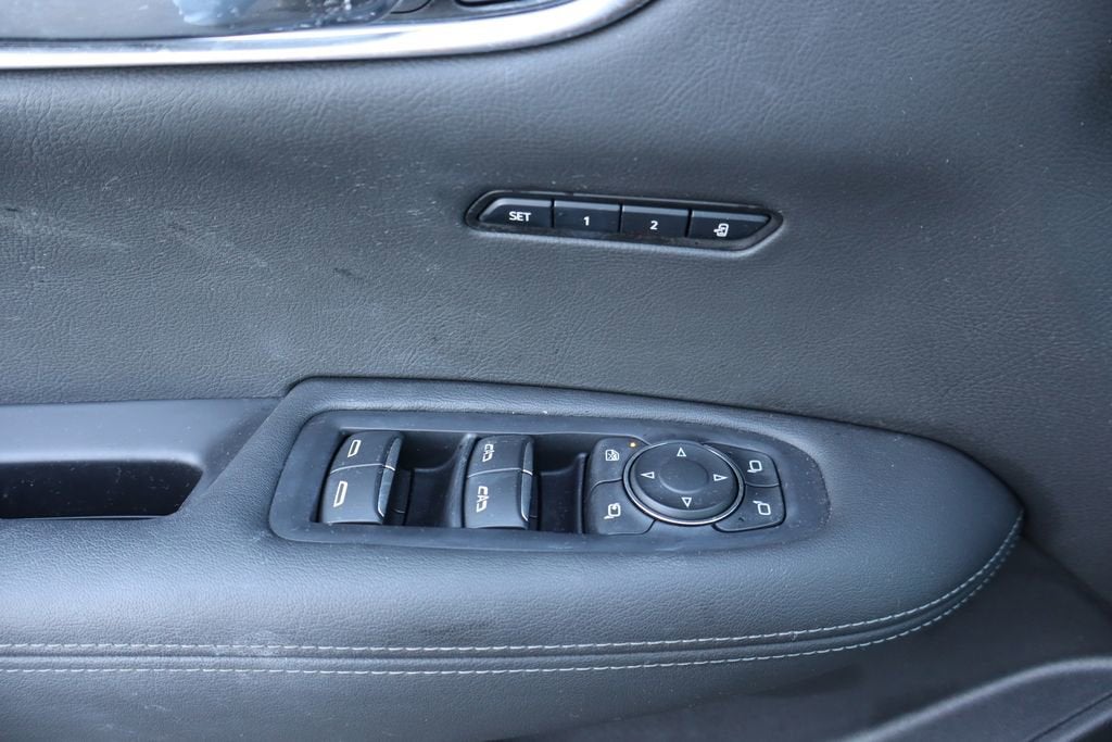 2024 Cadillac XT6 Luxury