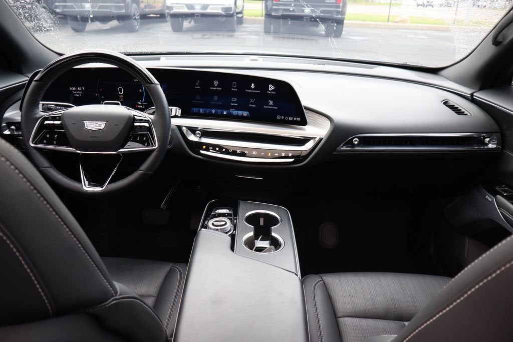2024 Cadillac LYRIQ Sport
