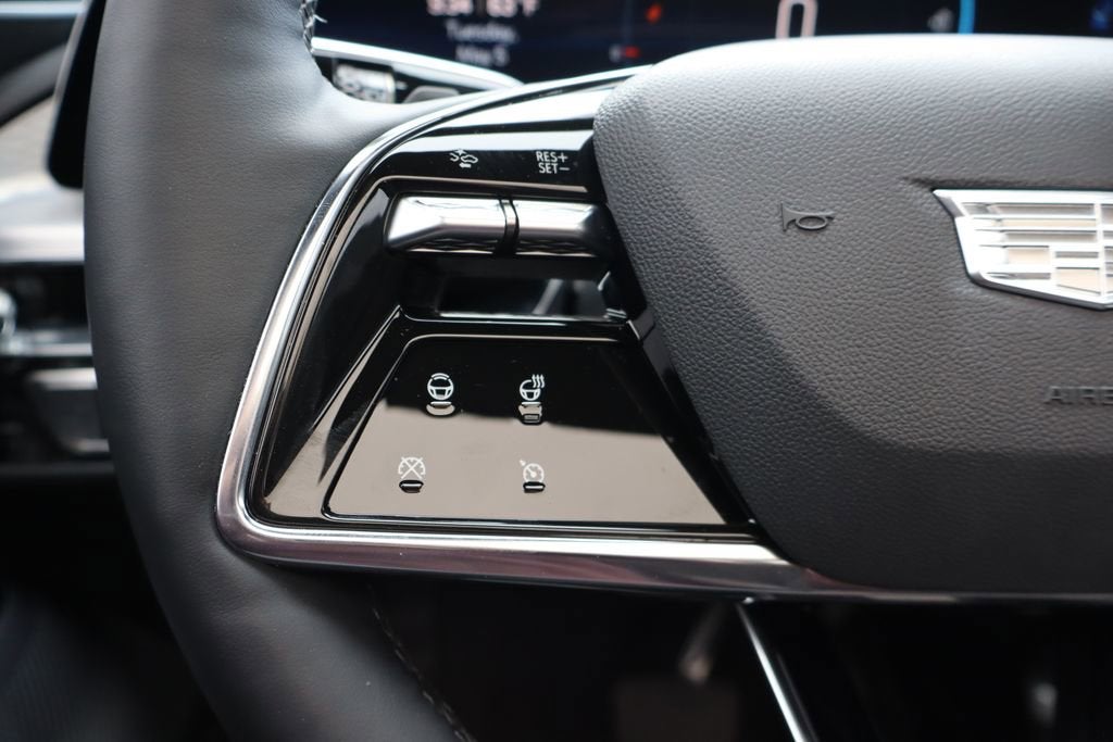 2024 Cadillac LYRIQ Sport