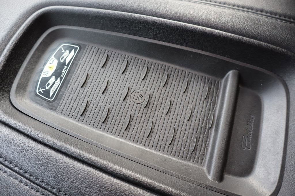 2016 Cadillac Escalade ESV Luxury