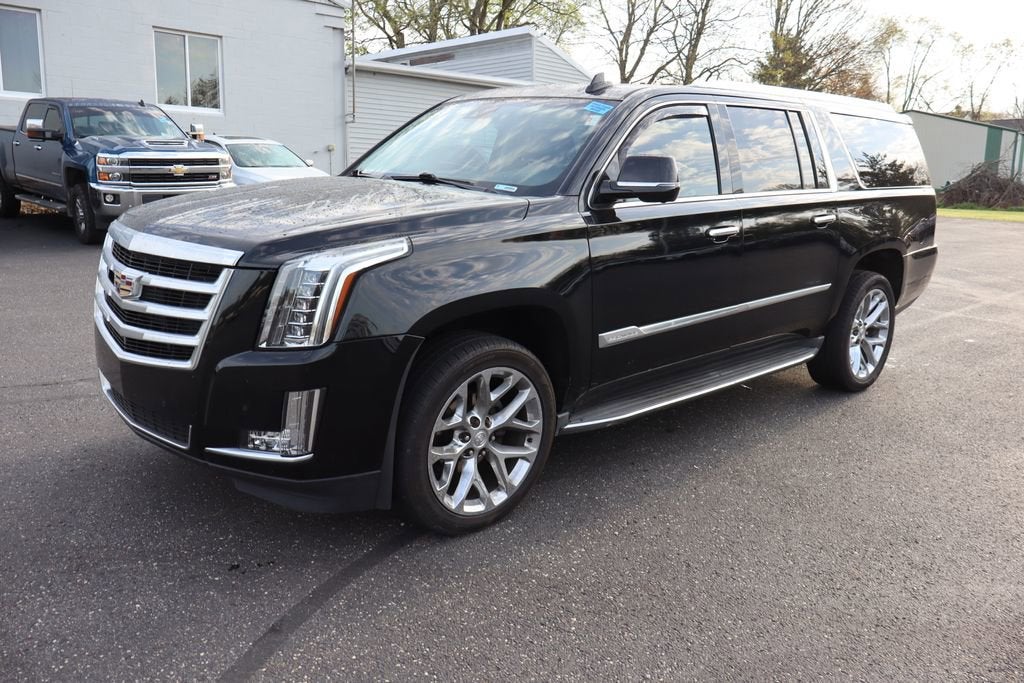 2016 Cadillac Escalade ESV Luxury Collection
