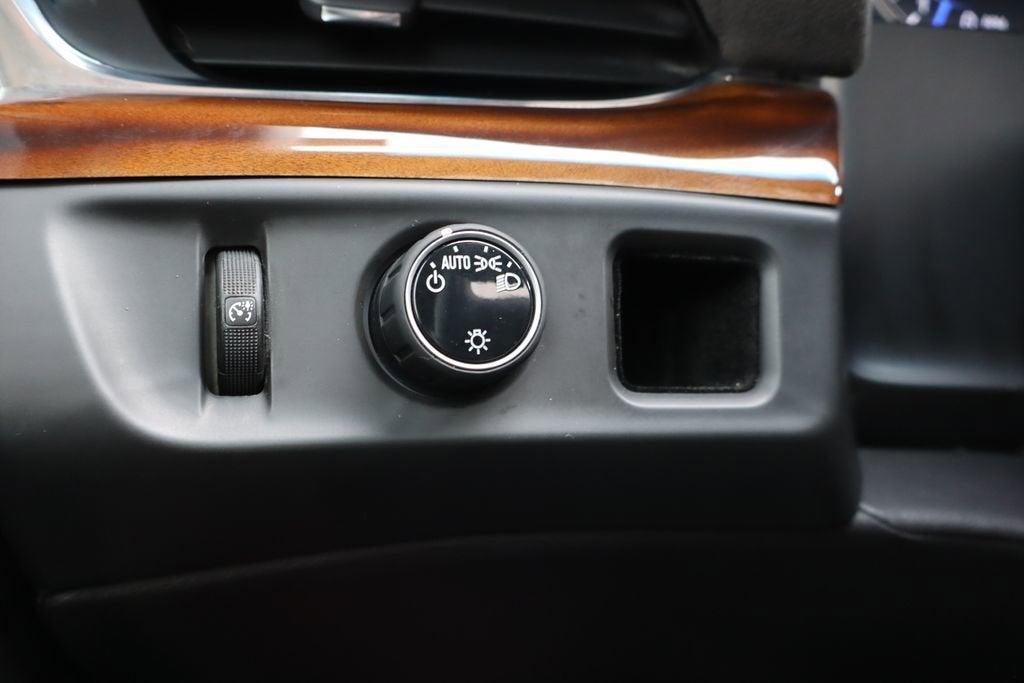 2016 Cadillac Escalade ESV Luxury