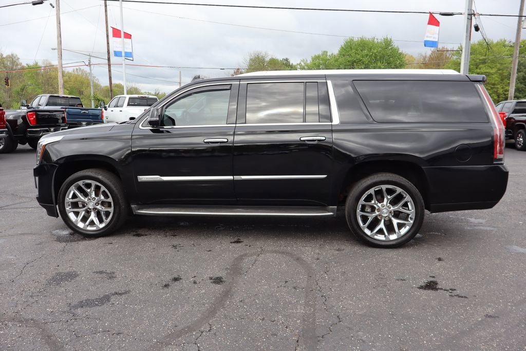 2016 Cadillac Escalade ESV Luxury
