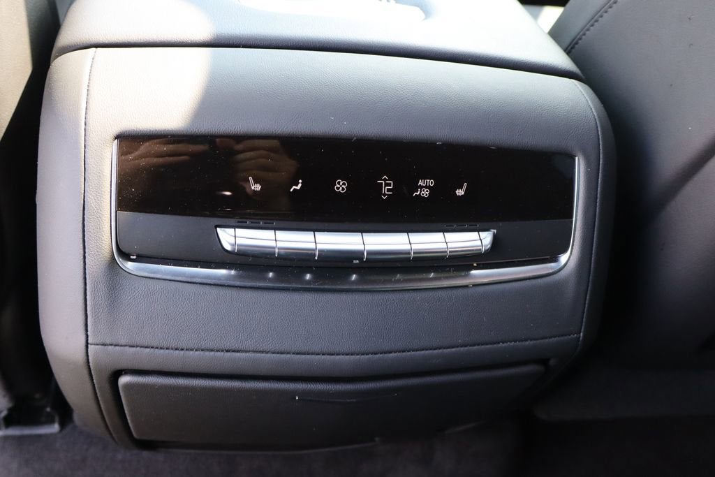 2023 Cadillac Escalade 4WD Premium Luxury