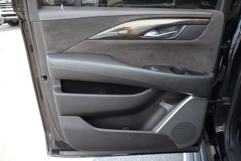 2016 Cadillac Escalade ESV Platinum Edition