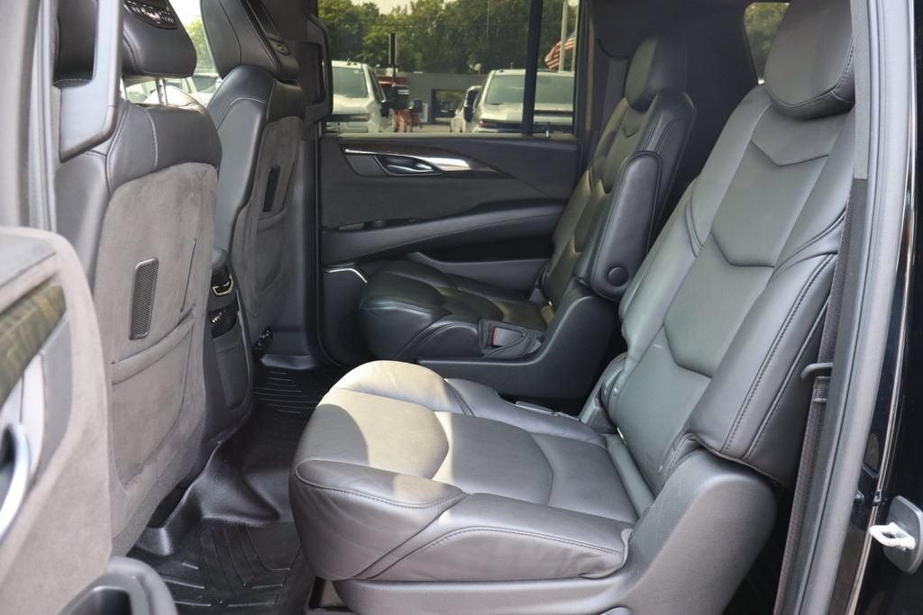 2016 Cadillac Escalade ESV Platinum Edition