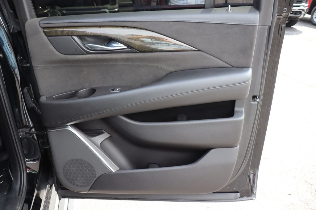 2016 Cadillac Escalade ESV Platinum Edition