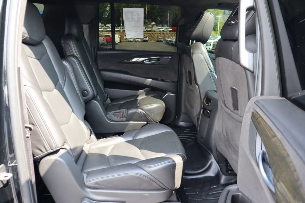 2016 Cadillac Escalade ESV Platinum Edition