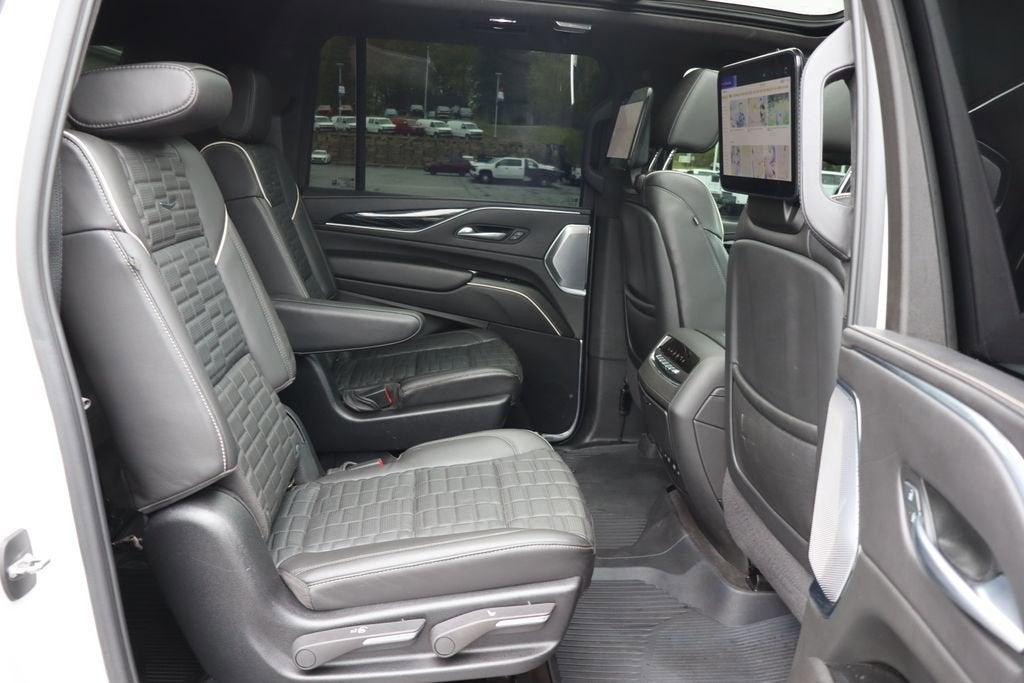 2024 Cadillac Escalade ESV AWD V-Series