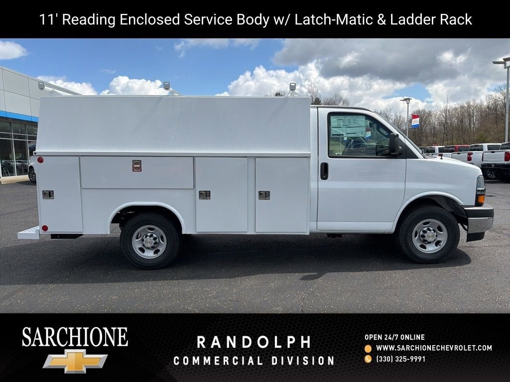 2026 Chevrolet Express Cutaway 3500 1WT