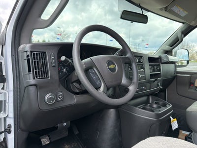2026 Chevrolet Express Cutaway 3500 1WT
