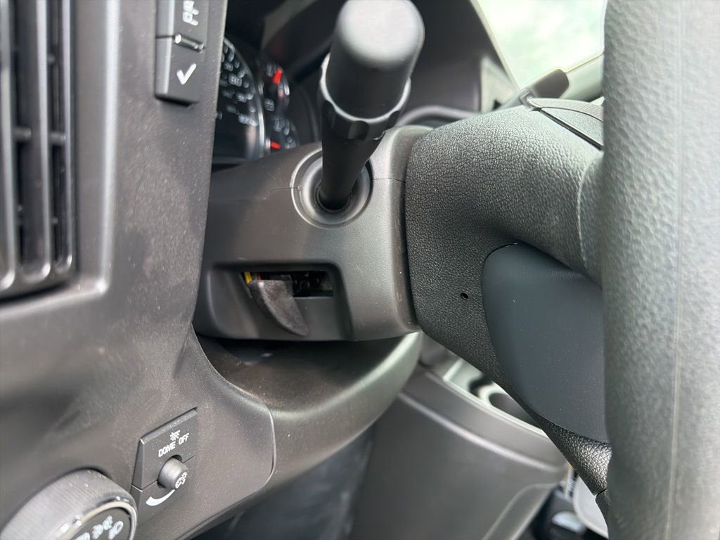 2026 Chevrolet Express Cutaway 3500 1WT