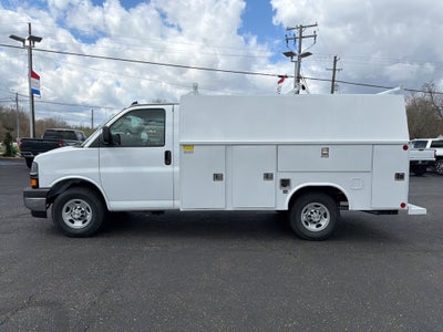 2026 Chevrolet Express Cutaway 3500 1WT