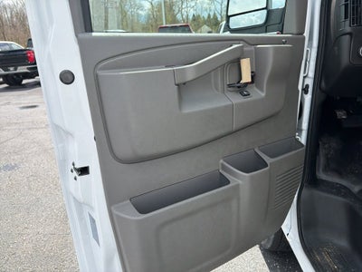 2026 Chevrolet Express Cutaway 3500 1WT