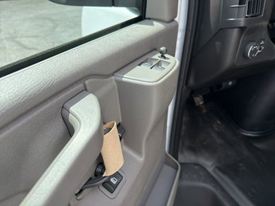 2026 Chevrolet Express Cutaway 3500 1WT