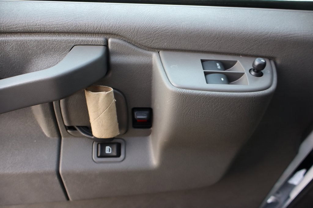 2026 Chevrolet Express Cutaway 3500 1WT