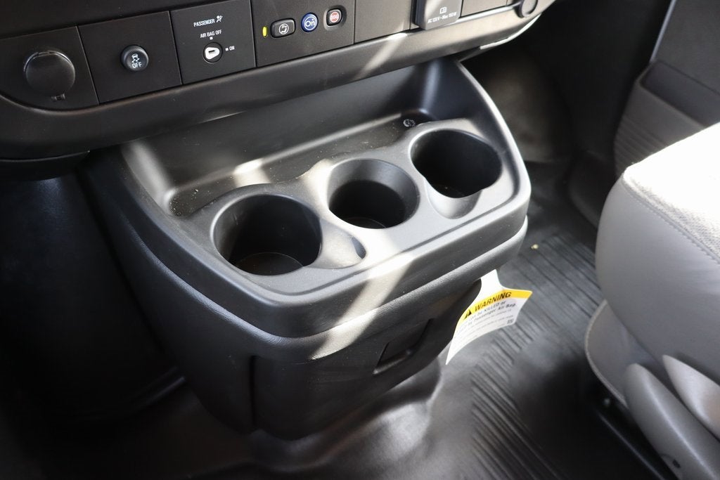 2026 Chevrolet Express Cutaway 3500 1WT