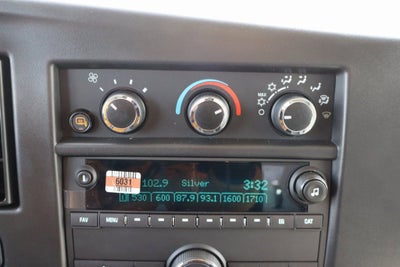 2026 Chevrolet Express Cutaway 3500 1WT