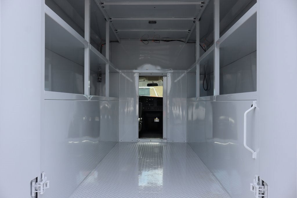 2026 Chevrolet Express Cutaway 3500 1WT